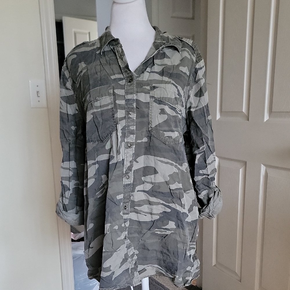 Express Boyfriend Camouflage Button-Up Shirt